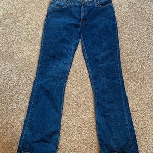 Women’s Classic Blue wrangler Jeans 14 x 34